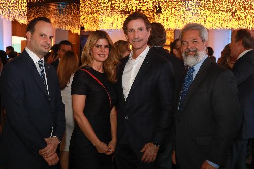 El Popular celebra la llegada de la Navidad con sus clientes corporativos