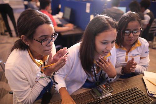 Centros educativos de Santo Domingo y Mao ganan quinta versión de Banquero Joven Popular