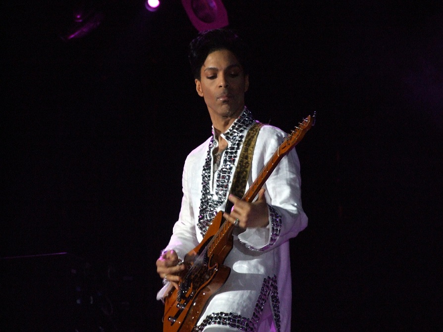 Muere el cantante y compositor Prince a sus 57 años